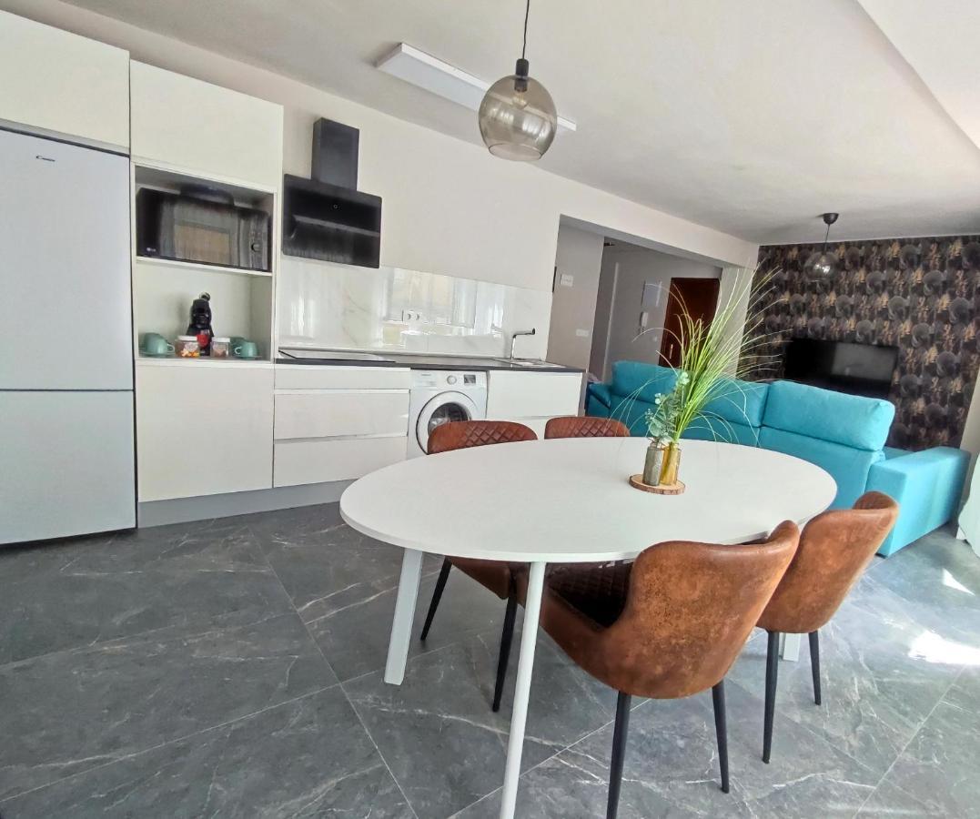 Apartamento Suite 48- Recien Reformado 阿维莱斯 外观 照片
