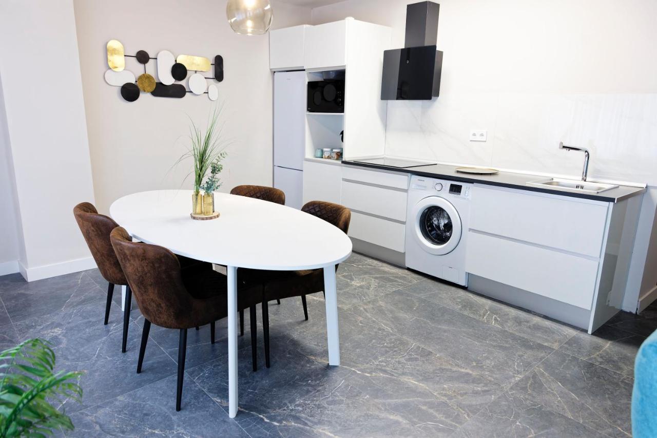 Apartamento Suite 48- Recien Reformado 阿维莱斯 外观 照片